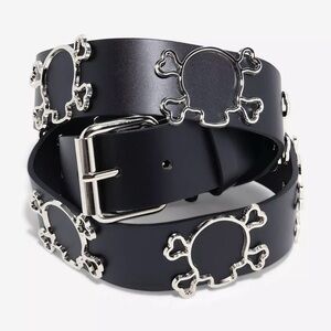 Hot topic Black Skull Belt